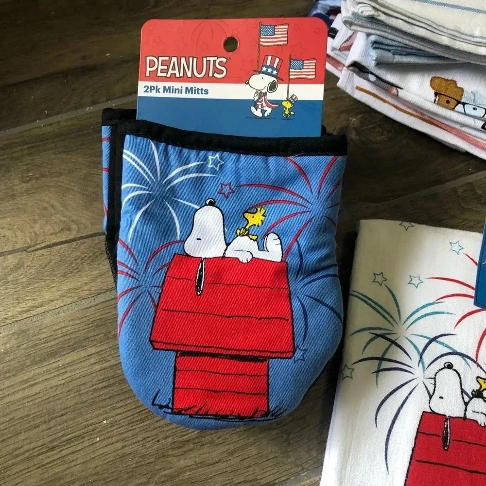 Peanuts snoopy kitchen set fireworks red white blue patriotic July 4th